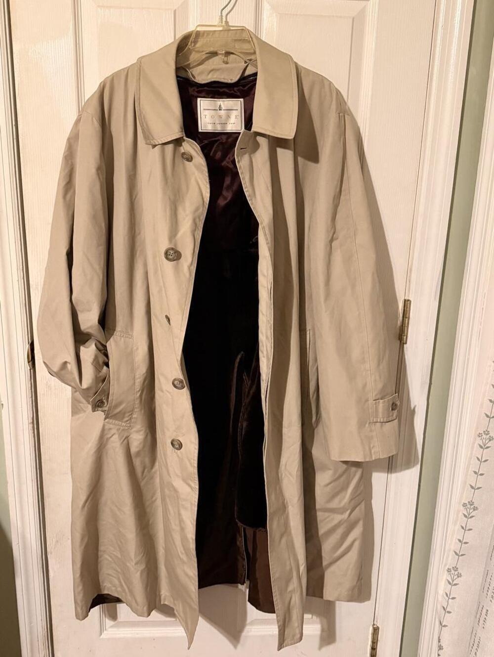 Timeless 90s Vintage Old Money Towne by London Fog Tan Overcoat/Trench Coat